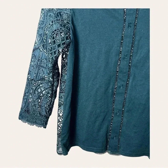 0389. JAMES COVIELLO NEW YORK EMBROIDERED TOP SHEER FRONT SOLID BACK SIZE XSMALL - Picture 10 of 11